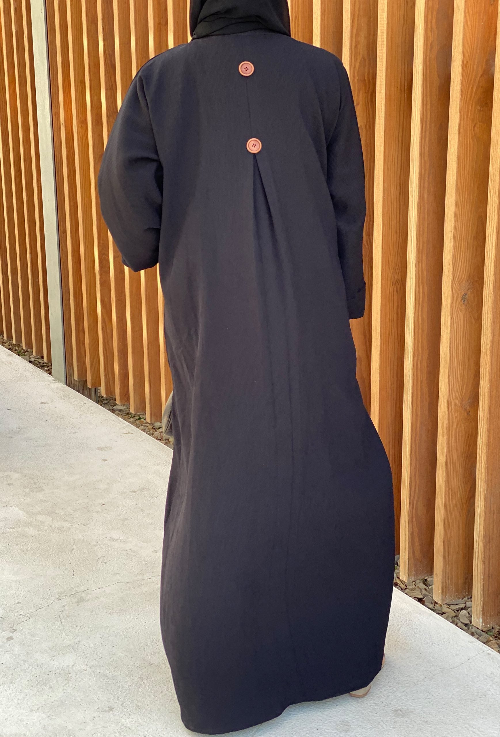 MOISTREET Black Abaya Set Comes with Under Dress and Sheila