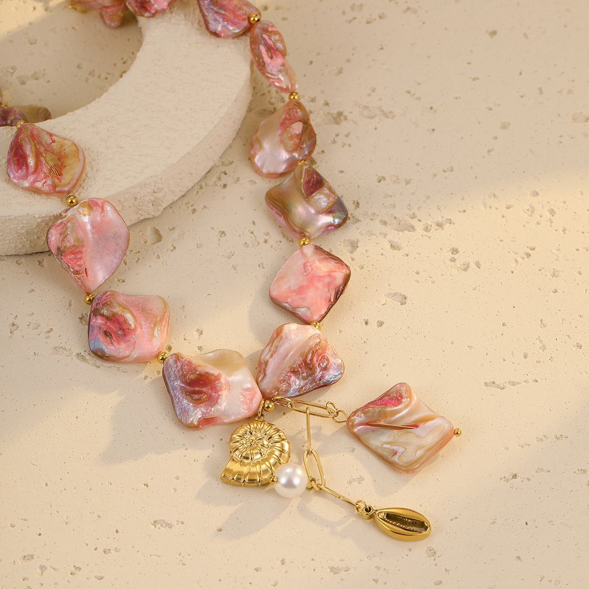 Women Beaded Shell Necklace Beach Style Necklace Accessories