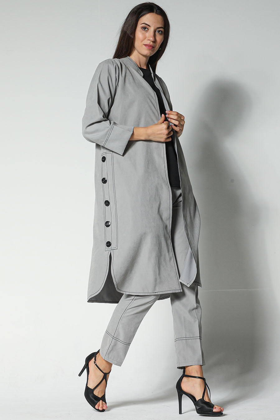 MOiSTREET Grey Shamua Fabric Jacket And Pants With Crepe Top