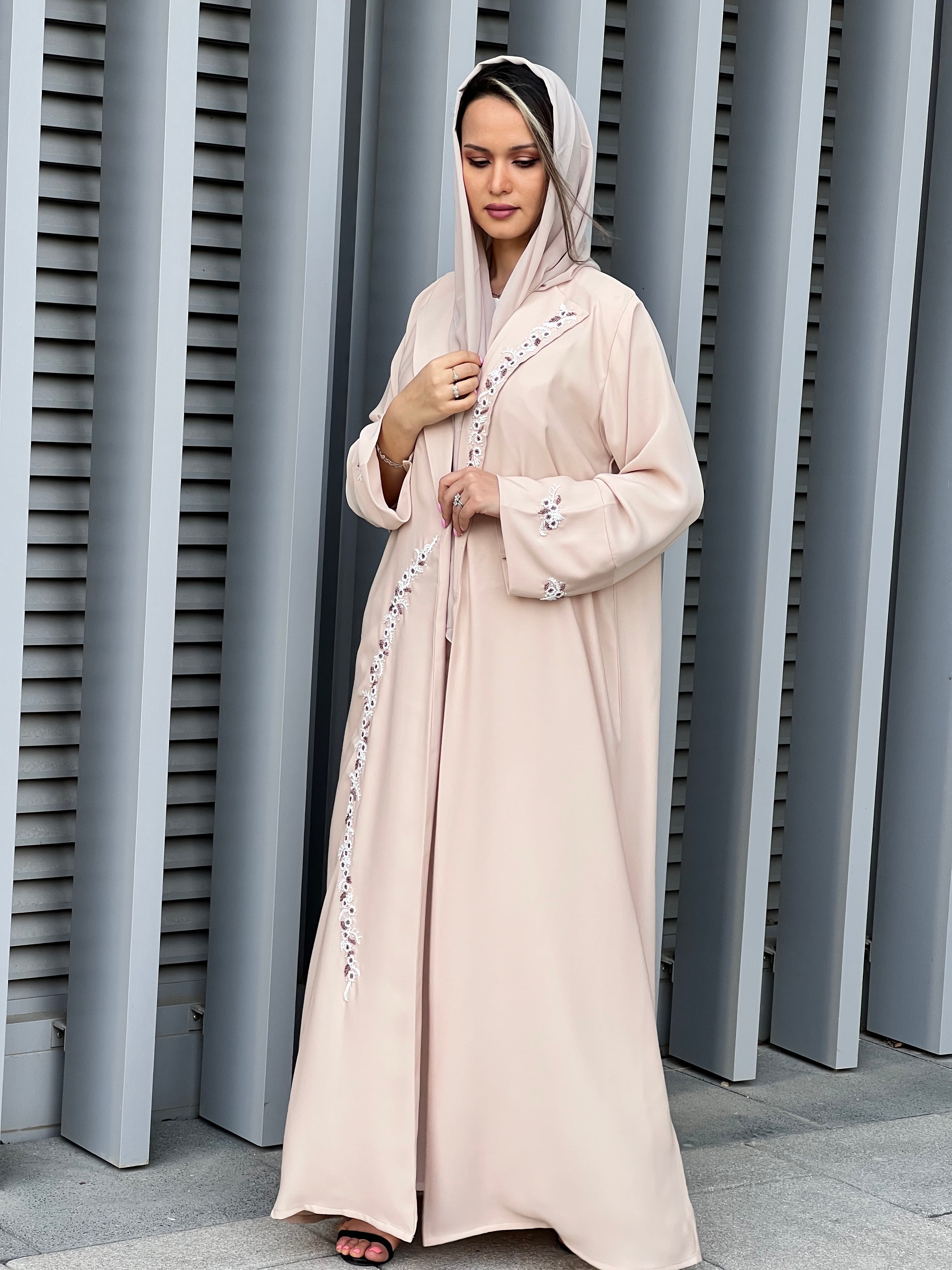 MOiSTREET Beige Korean Nada Embroidery Abaya