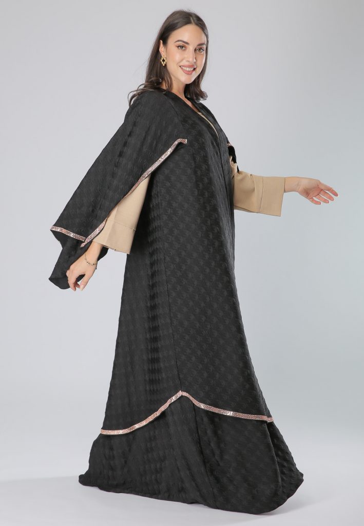 MOiSTREET Batwing Sleeves Flared Abaya