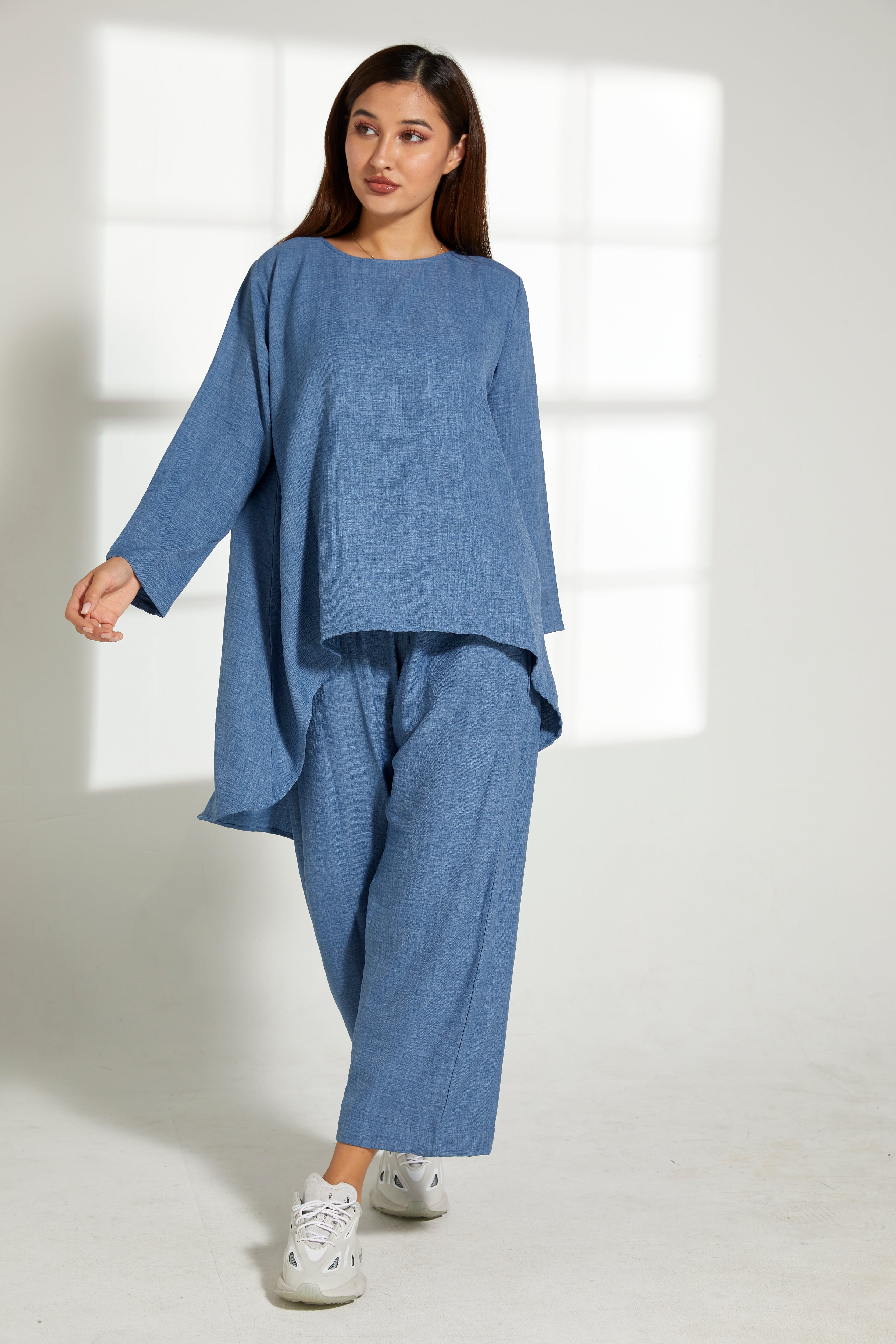 MOiSTREET Blue CEY Mélange Fabric Top And Pants Set
