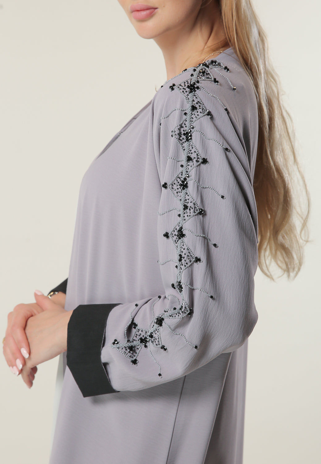 MOiSTREET Lavender abaya with Embellishment
