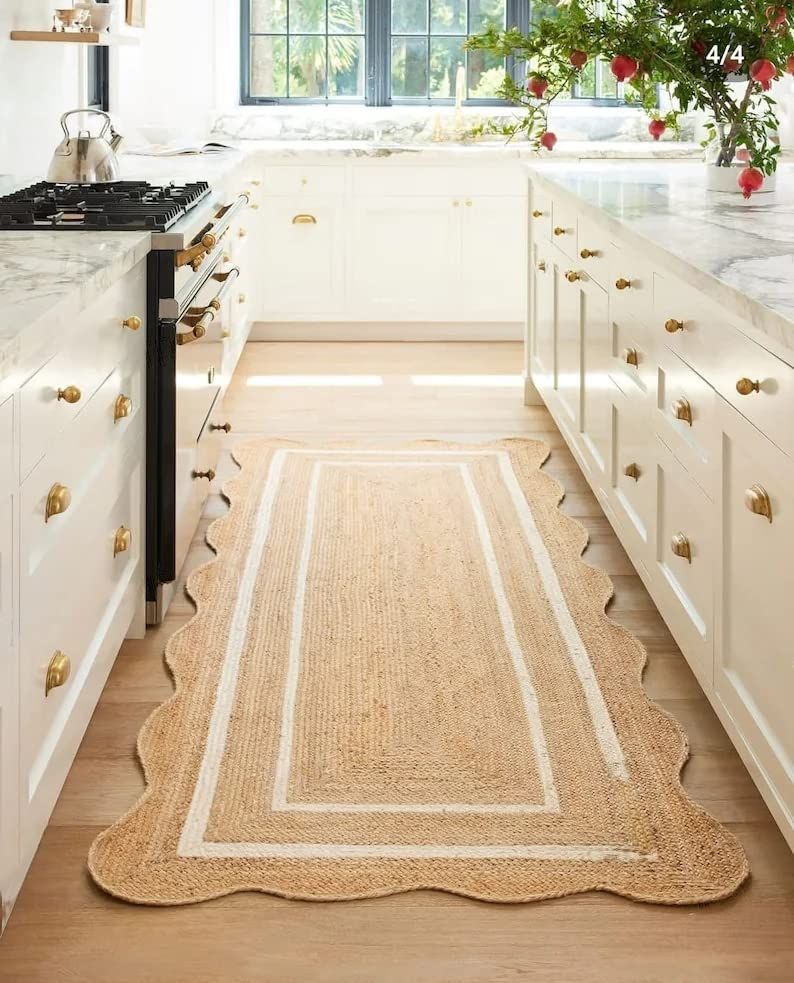 AIESY® Beautiful Wave Edge Scalloped Reversible Jute Runner Rug