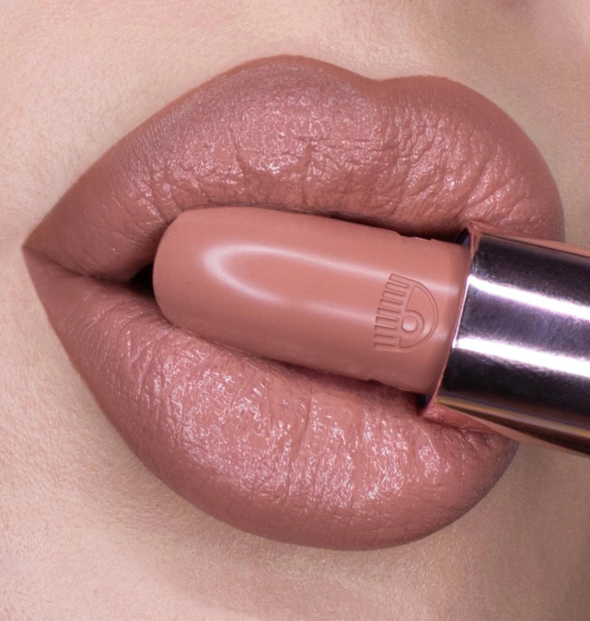 Lip Kit - Kiss Essential