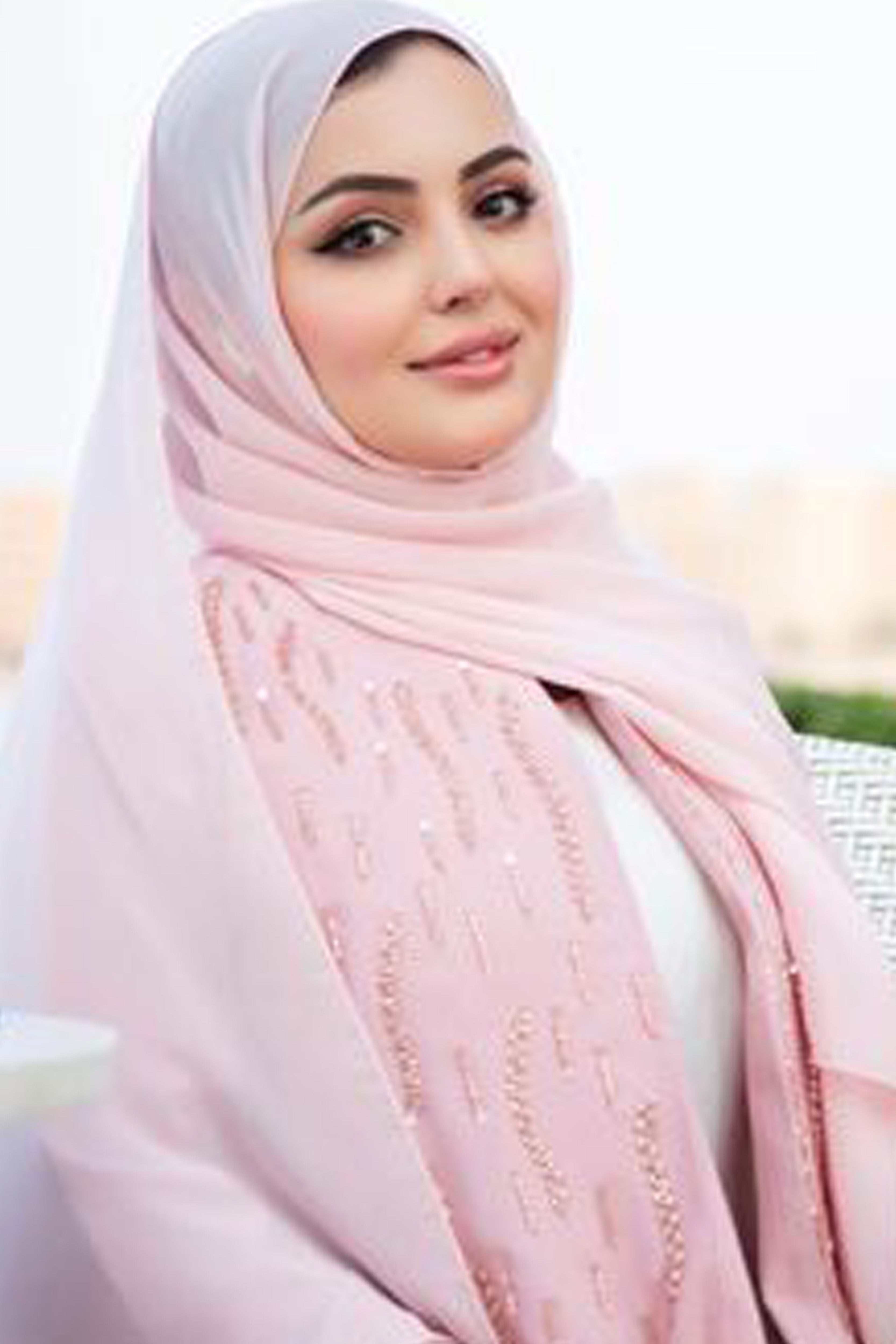 MOiSTREET Tan Korean Nida Front Embroidered Abaya