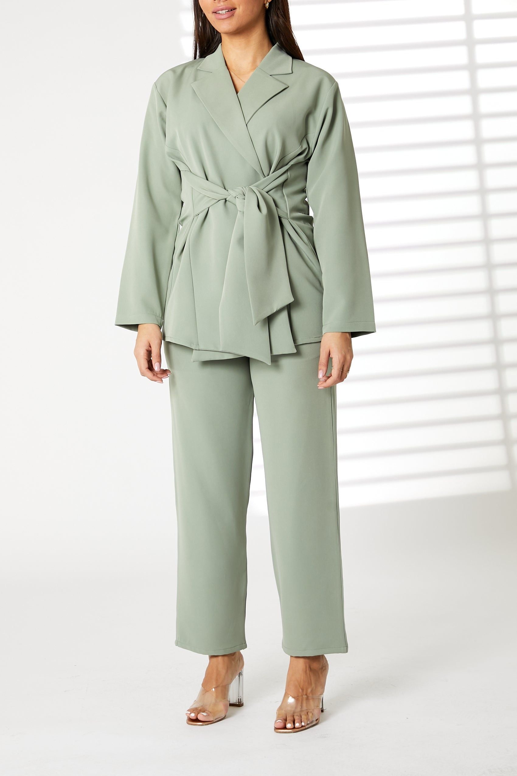 MOiSTREET Grey Barbie Crepe Fabric Blazer and Pants Set