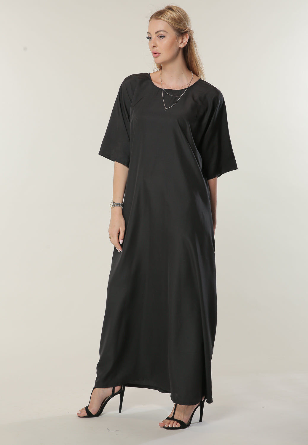 MOiSTREET Solid Black Under Abaya