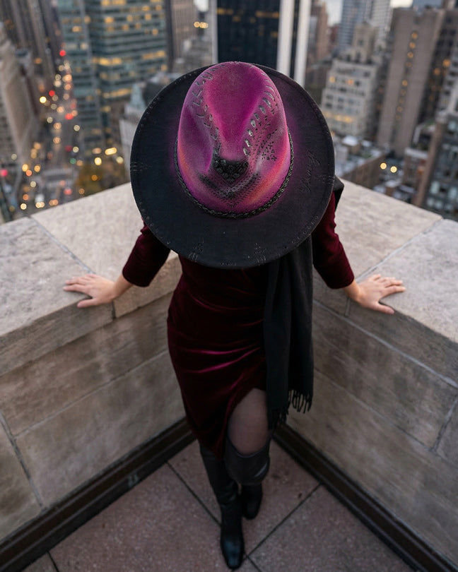 By Carmenzo wild purple dunes hat
