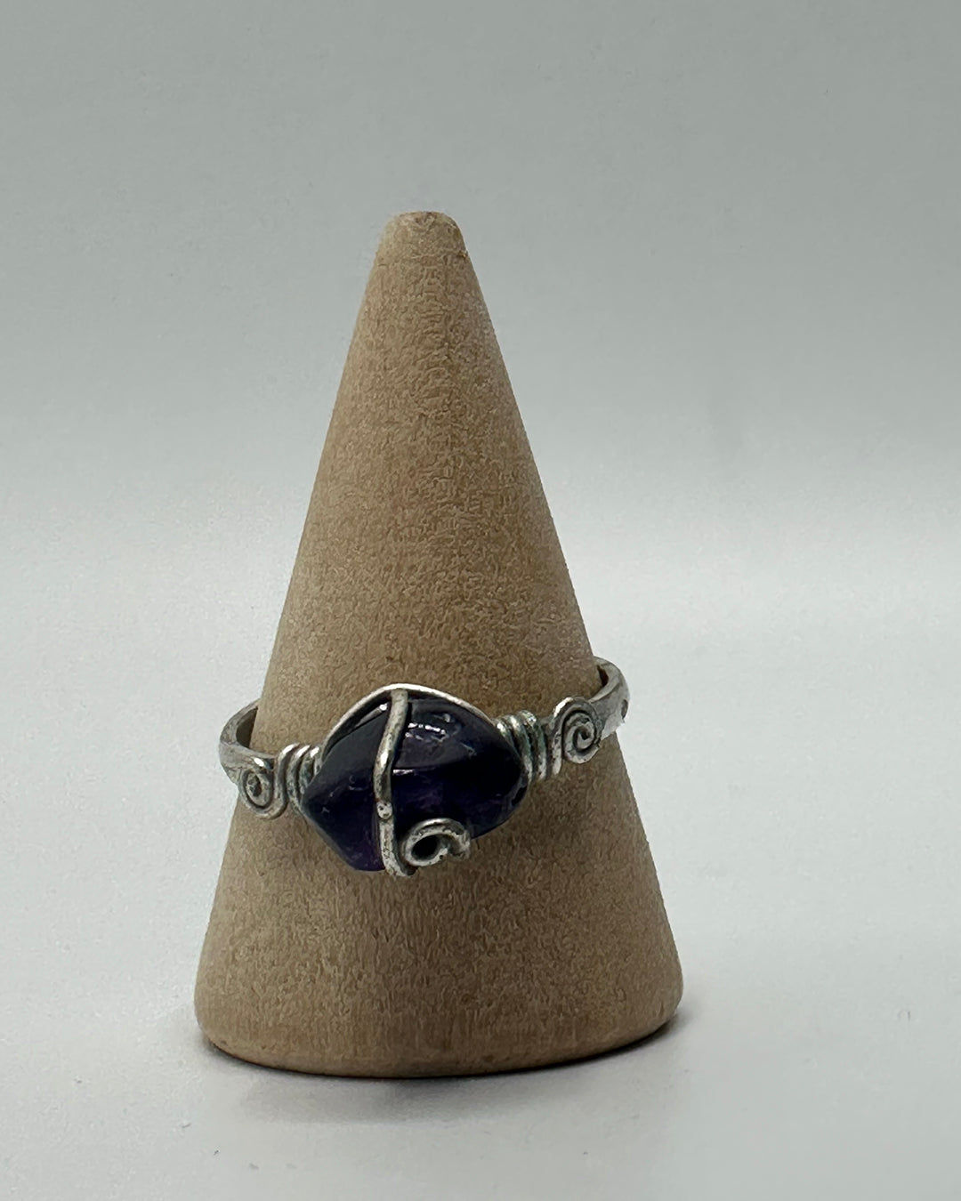 Hartouka Earthbound Wire Rings