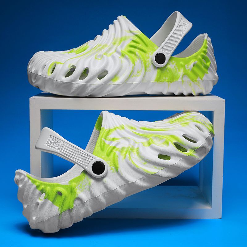 Adult Crocodile Shoes Pollex Clog Water Shoe Non-slip Sandals With Heel Straps