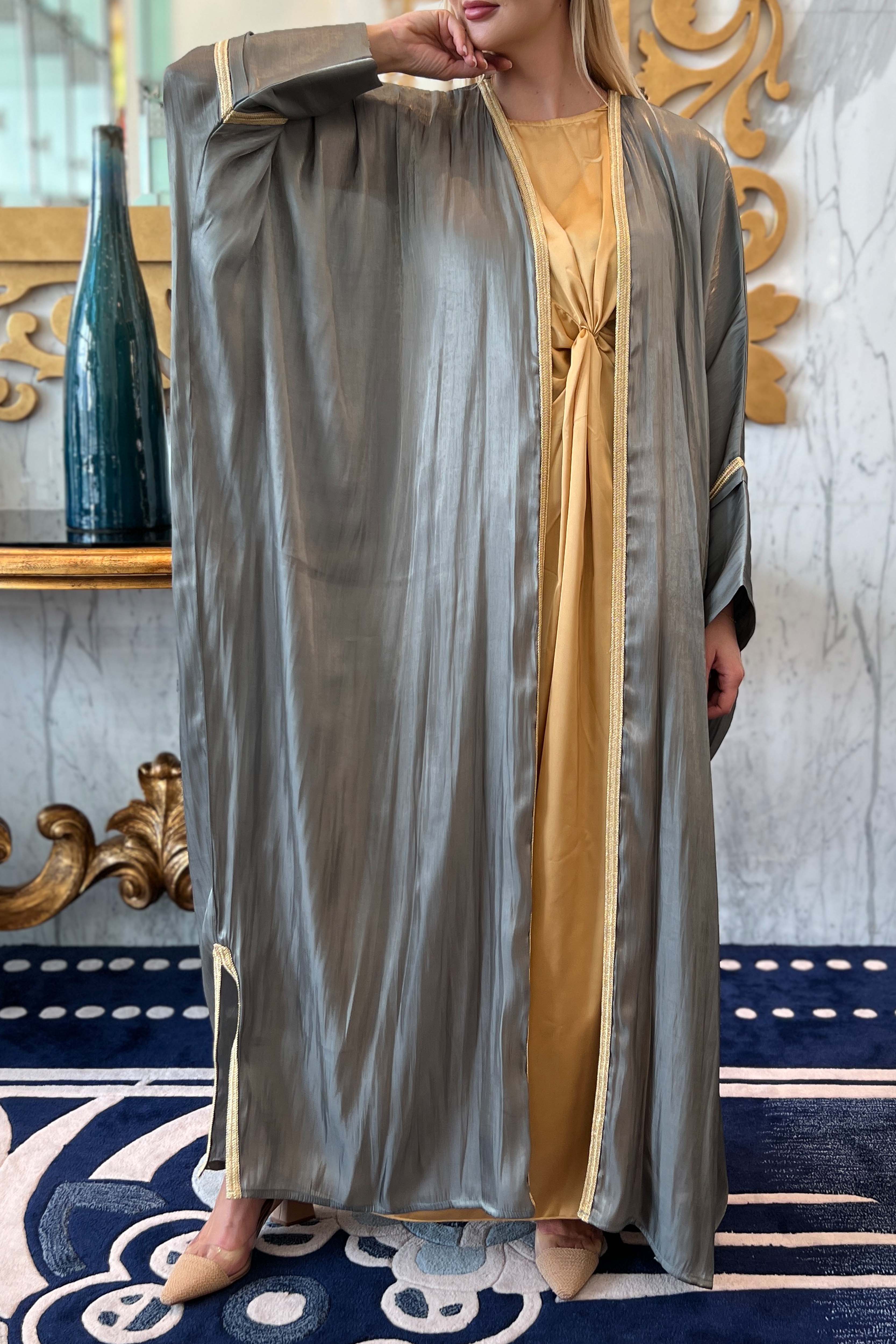 MOiSTREET Grey Rotana Shimmer Bhist Abaya Set