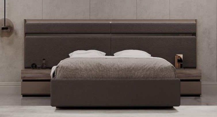 Lyon King Bedroom Set