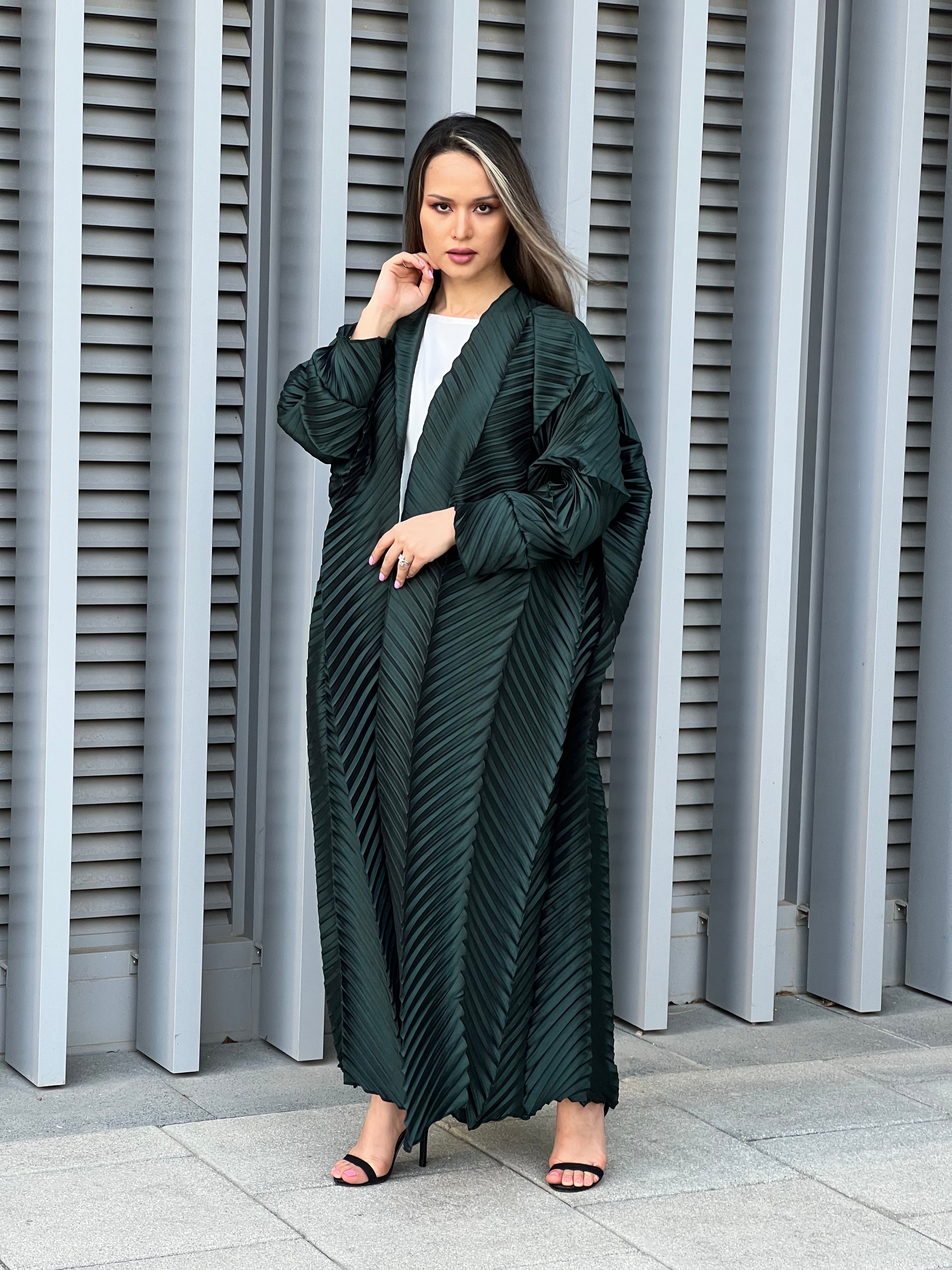 MOiSTREET Green Pleated Taffeta Abaya