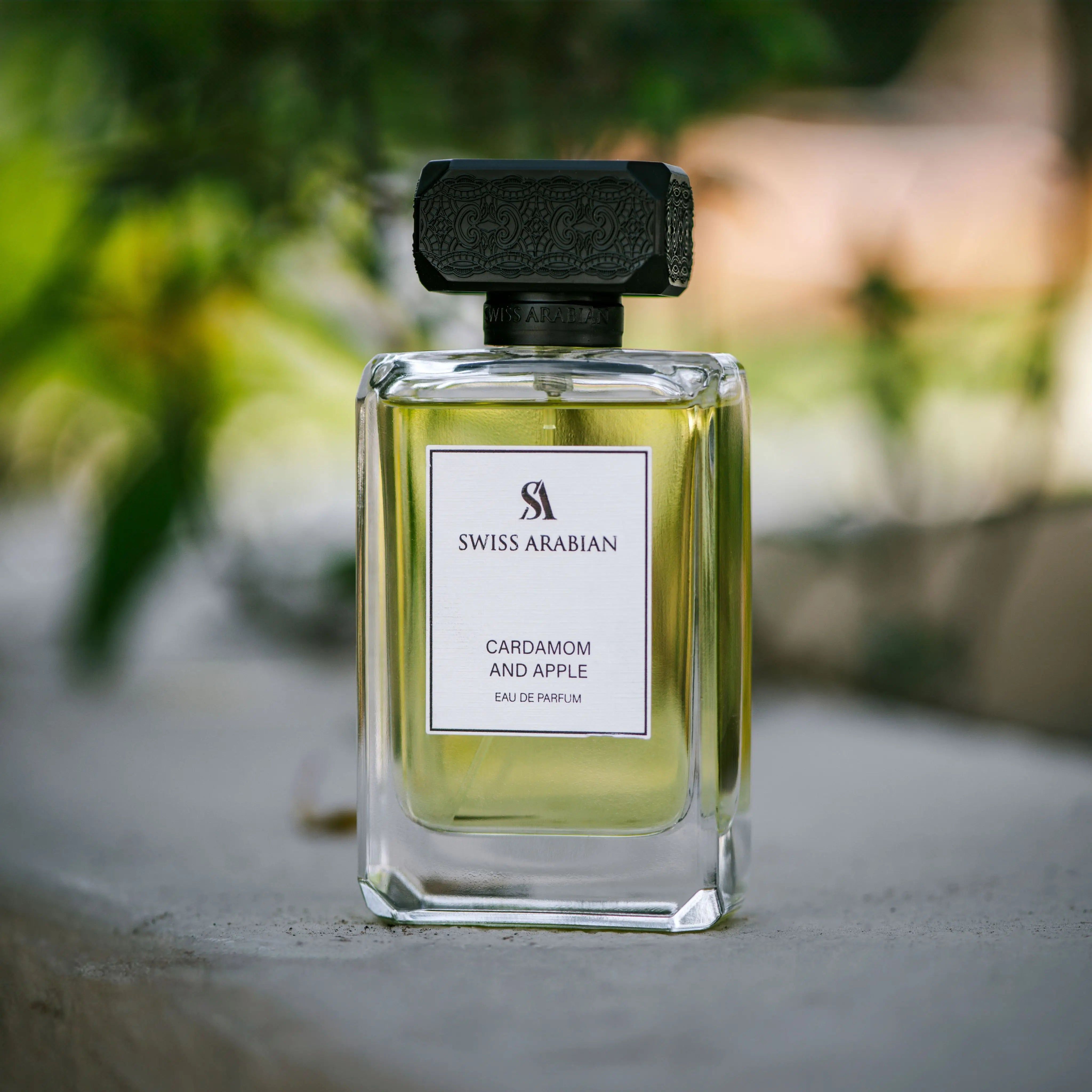 CARDAMOM AND APPLE
