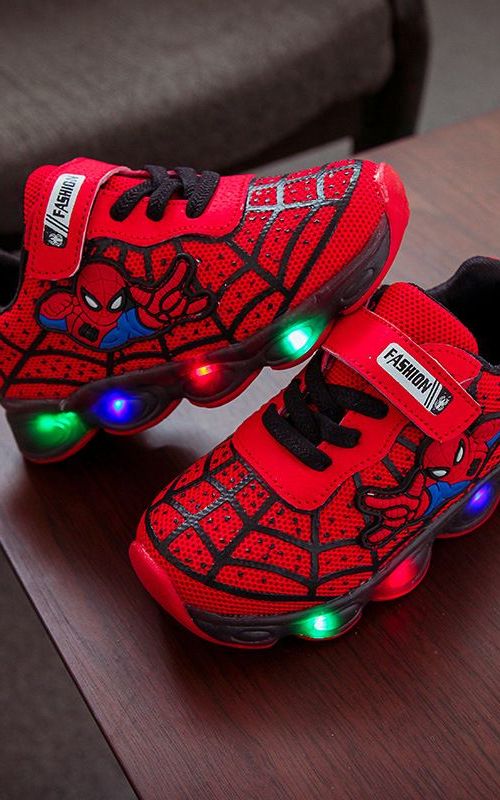 Kids Sports Shoes  Spiderman Lighted Sneakers Children LED Luminous Shoes For Boys