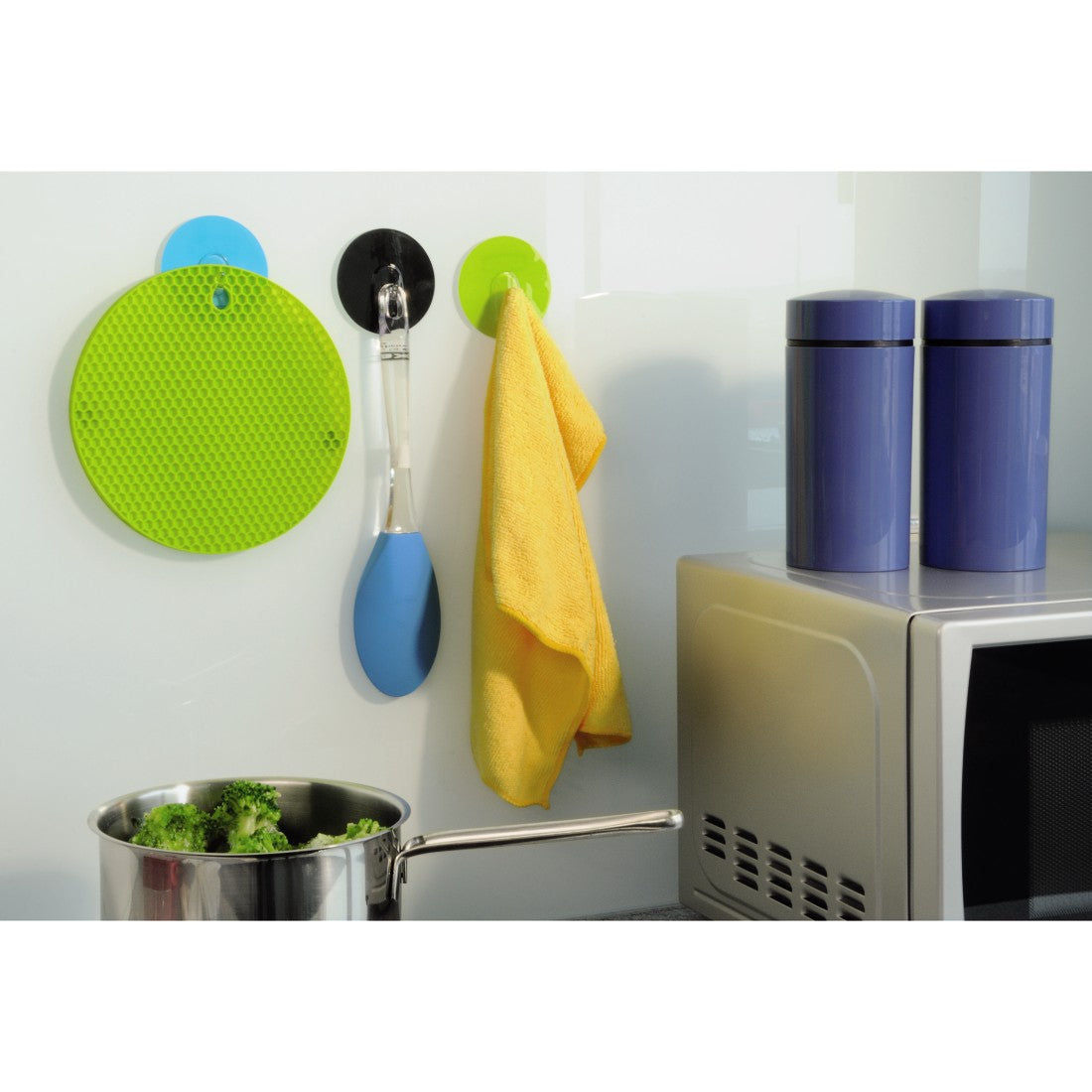 XAVAX 111536 Adhesive Pads with Plastic Hook, reuseable, 5 pieces