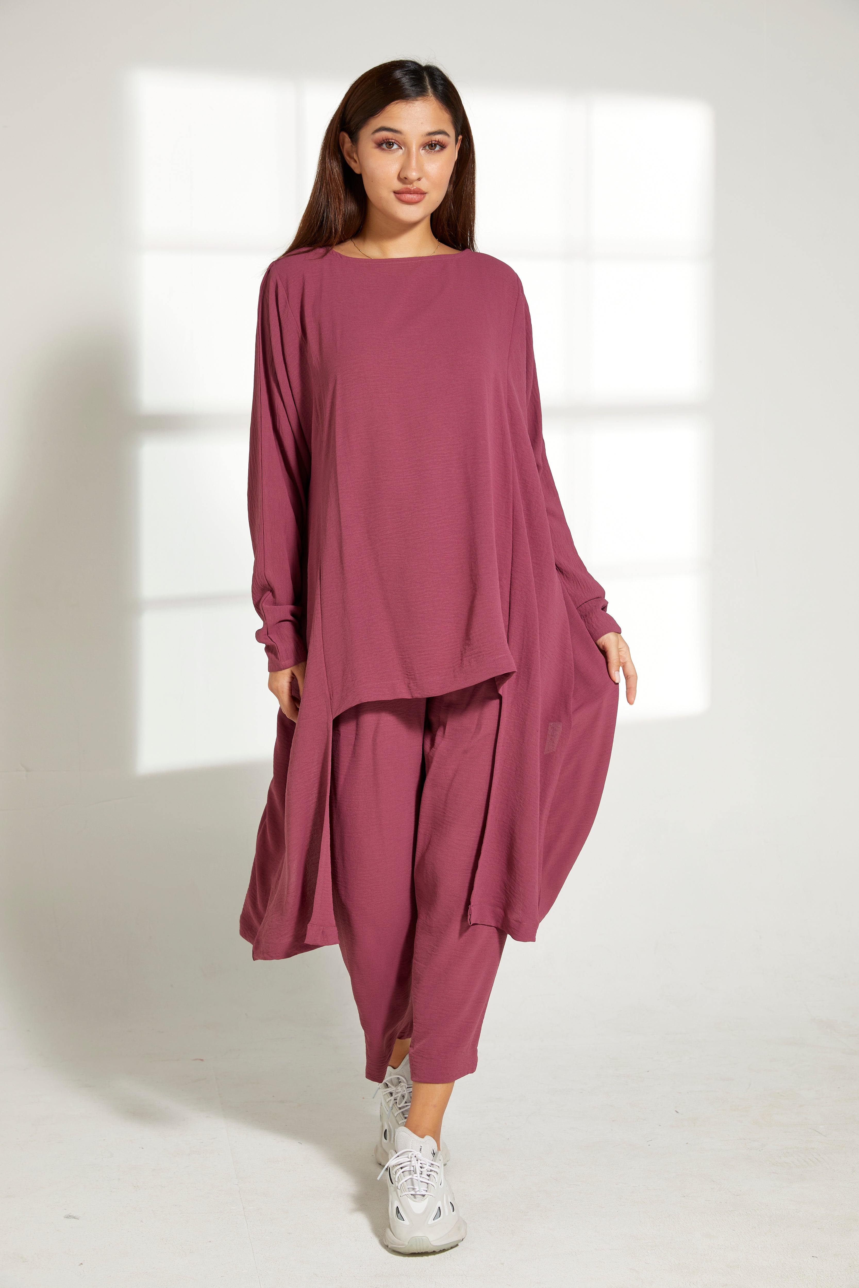 MOiSTREET Burgundy CEY Fabric Top and Pants Set
