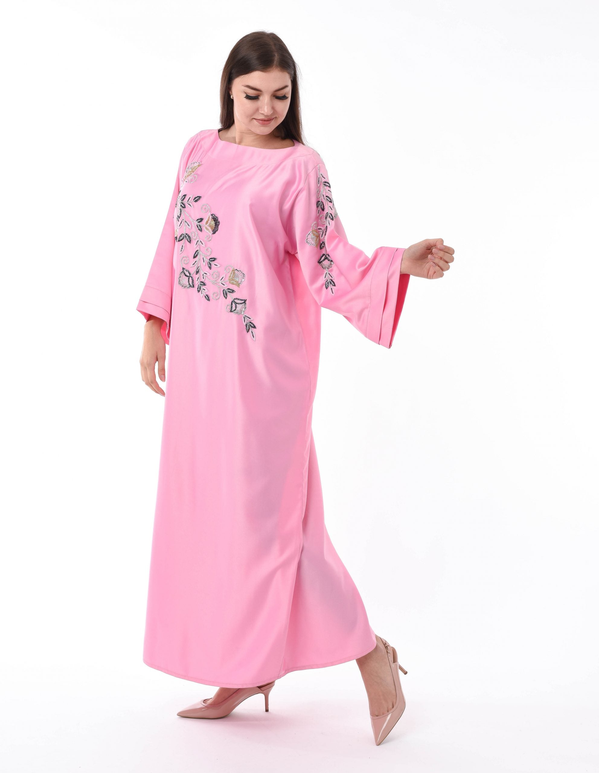 MOiSTREET Pink Kaftan with Embellished Hand Embroidery