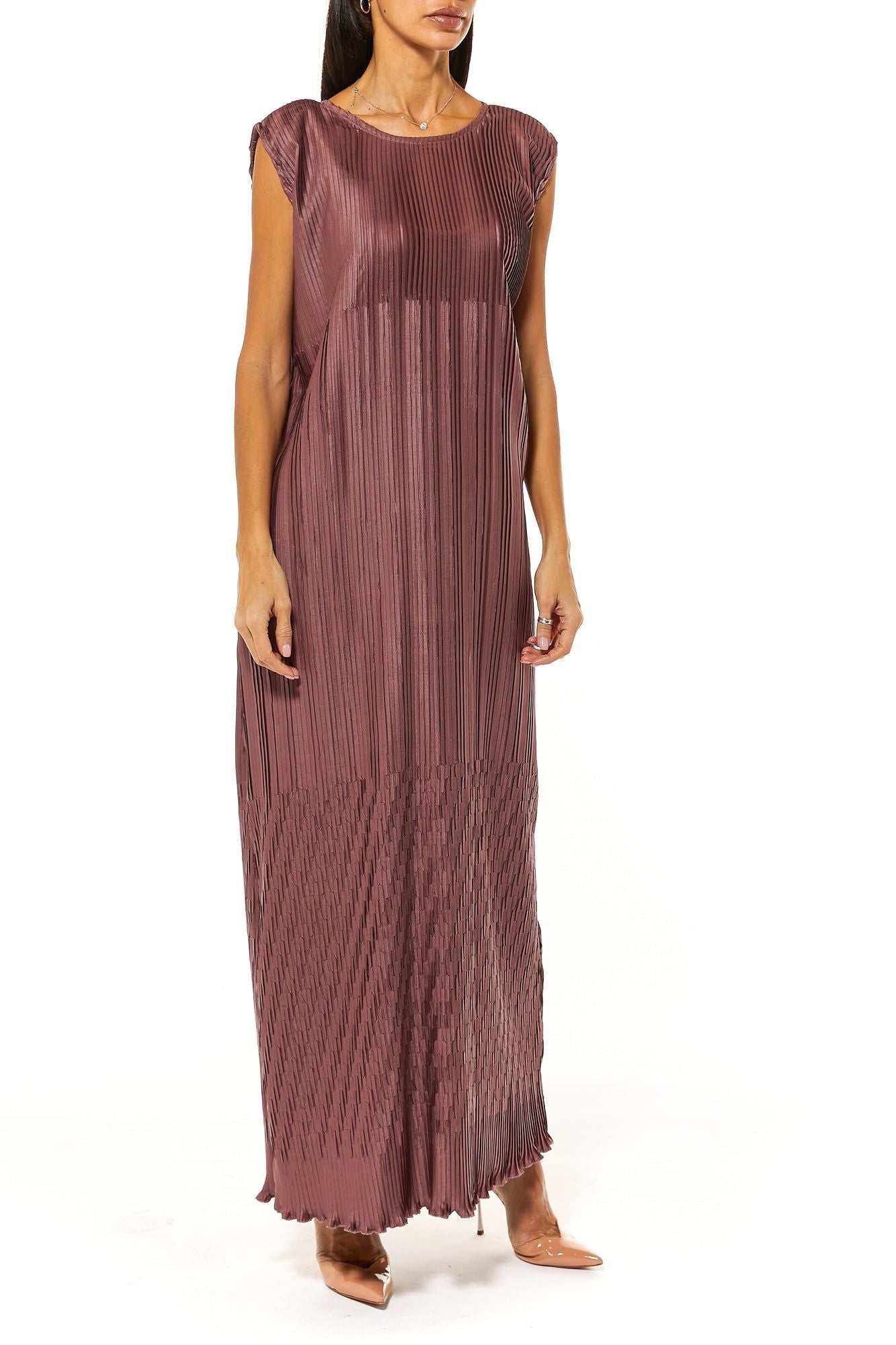 MOiSTREET Brown Pleated Under Dress