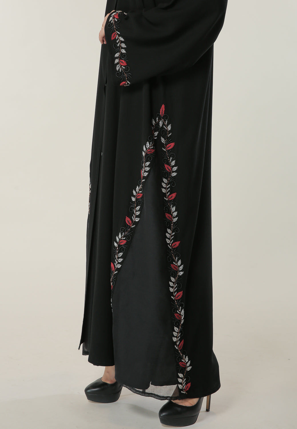 MOiSTREET Black Abaya with Beautifully hand embellished threadwork and beadwork