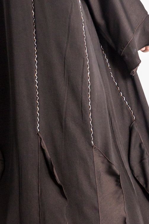 MOiSTREET Magenta Abaya with Minimalistic Hand Embroidery