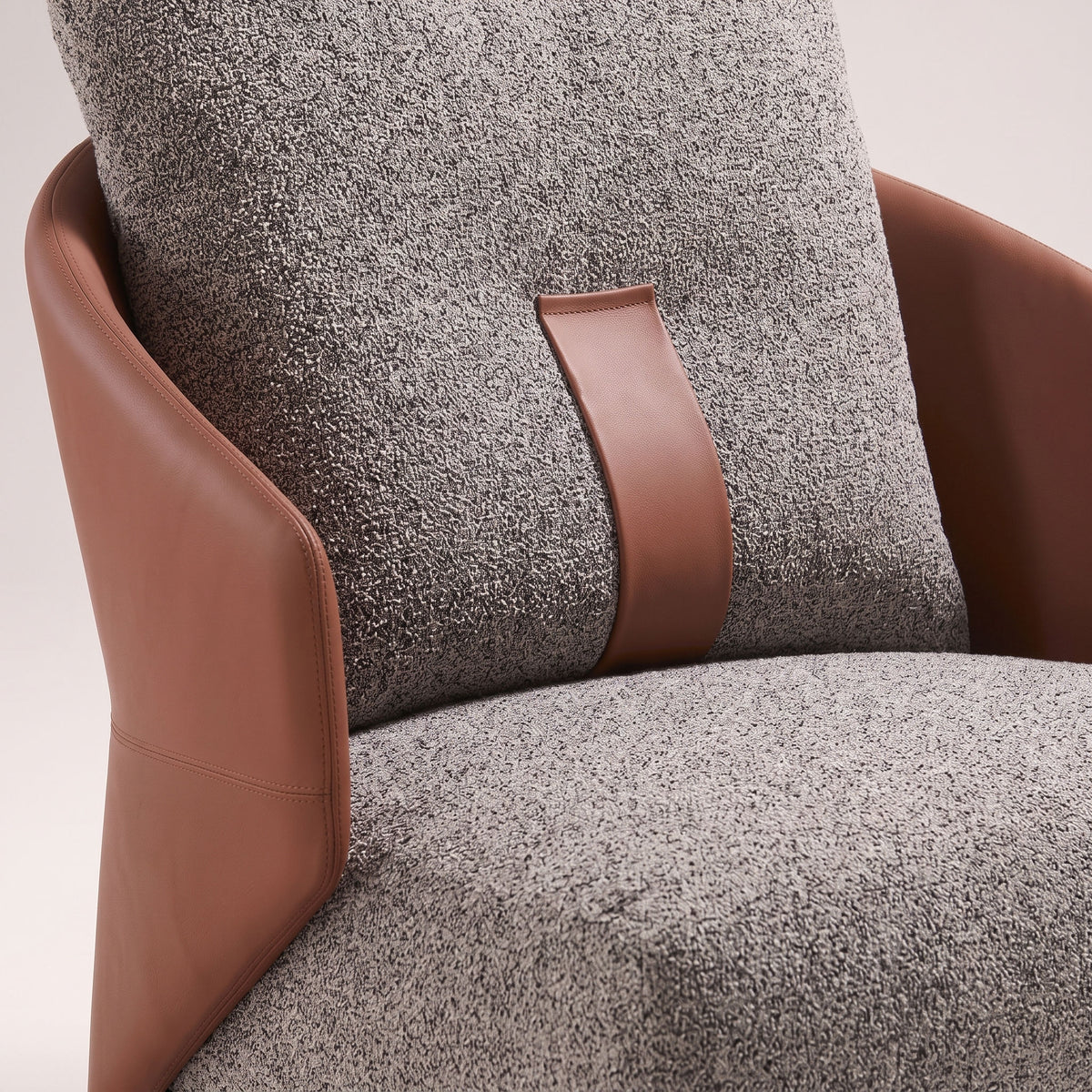 Two-Tone Lounge Chair #EC-380