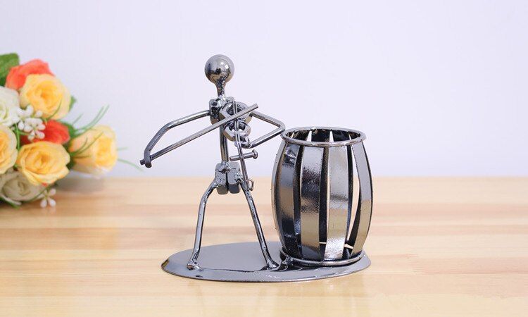 Musician Pattern Pen Holder Iron Art Music Figure Desktop Organizer Home Decoration