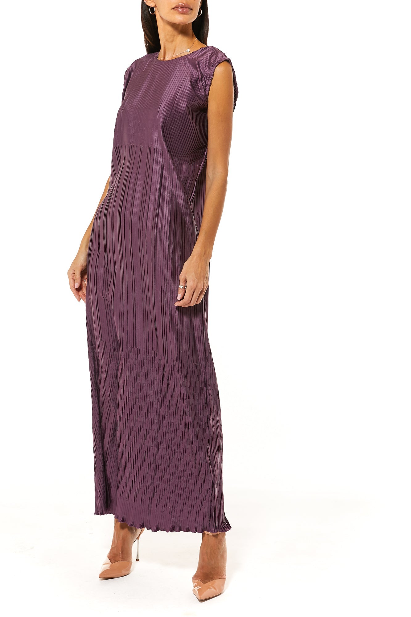 MOiSTREET Maroon Pleated  Under Dress