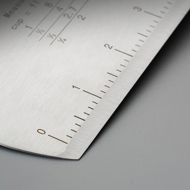 Household Stainless Steel Semi-Round Baking Knife with Scale - Precision Cutter for Cakes, Pastries, and More