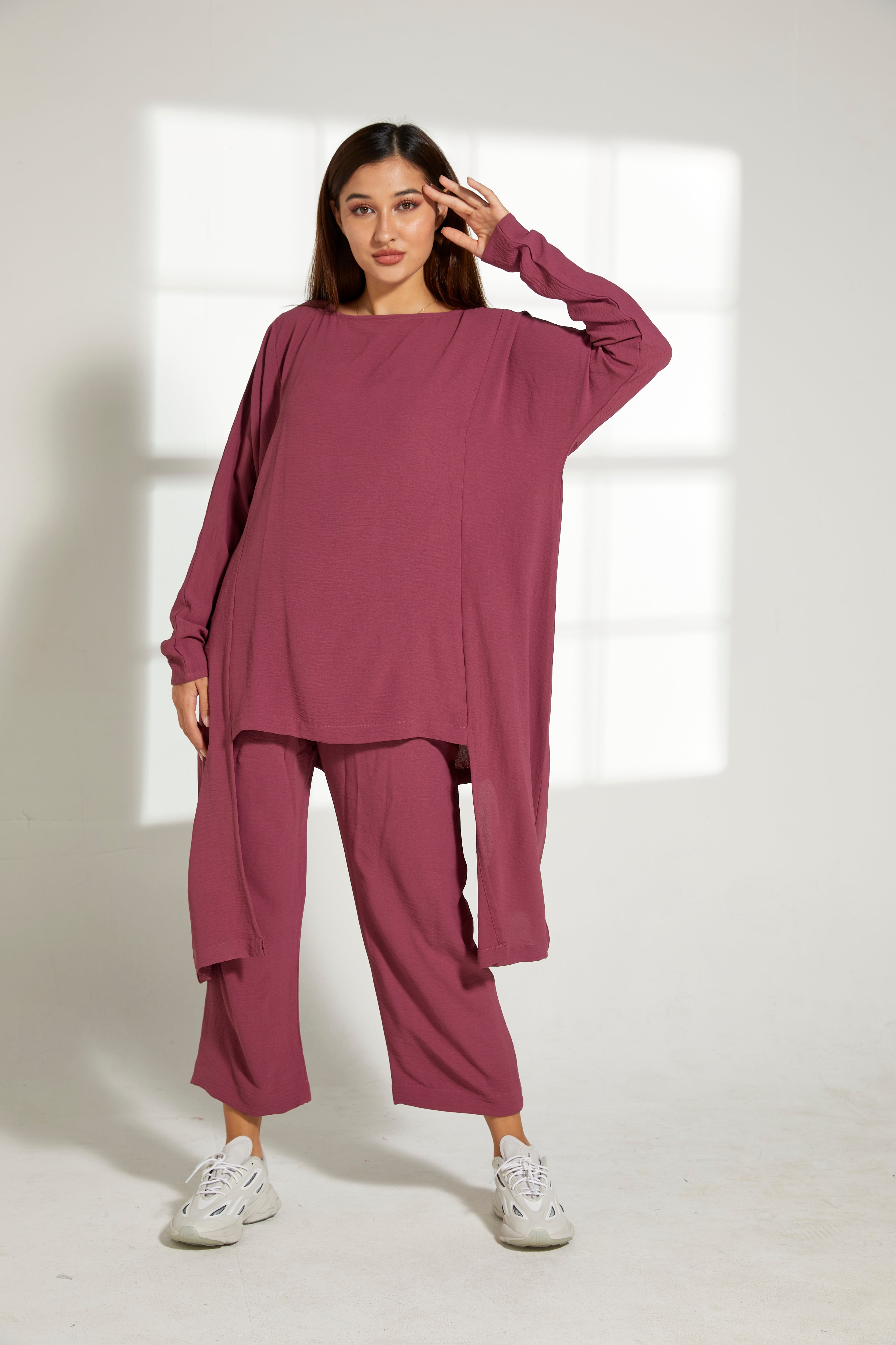 MOiSTREET Burgundy CEY Fabric Top and Pants Set