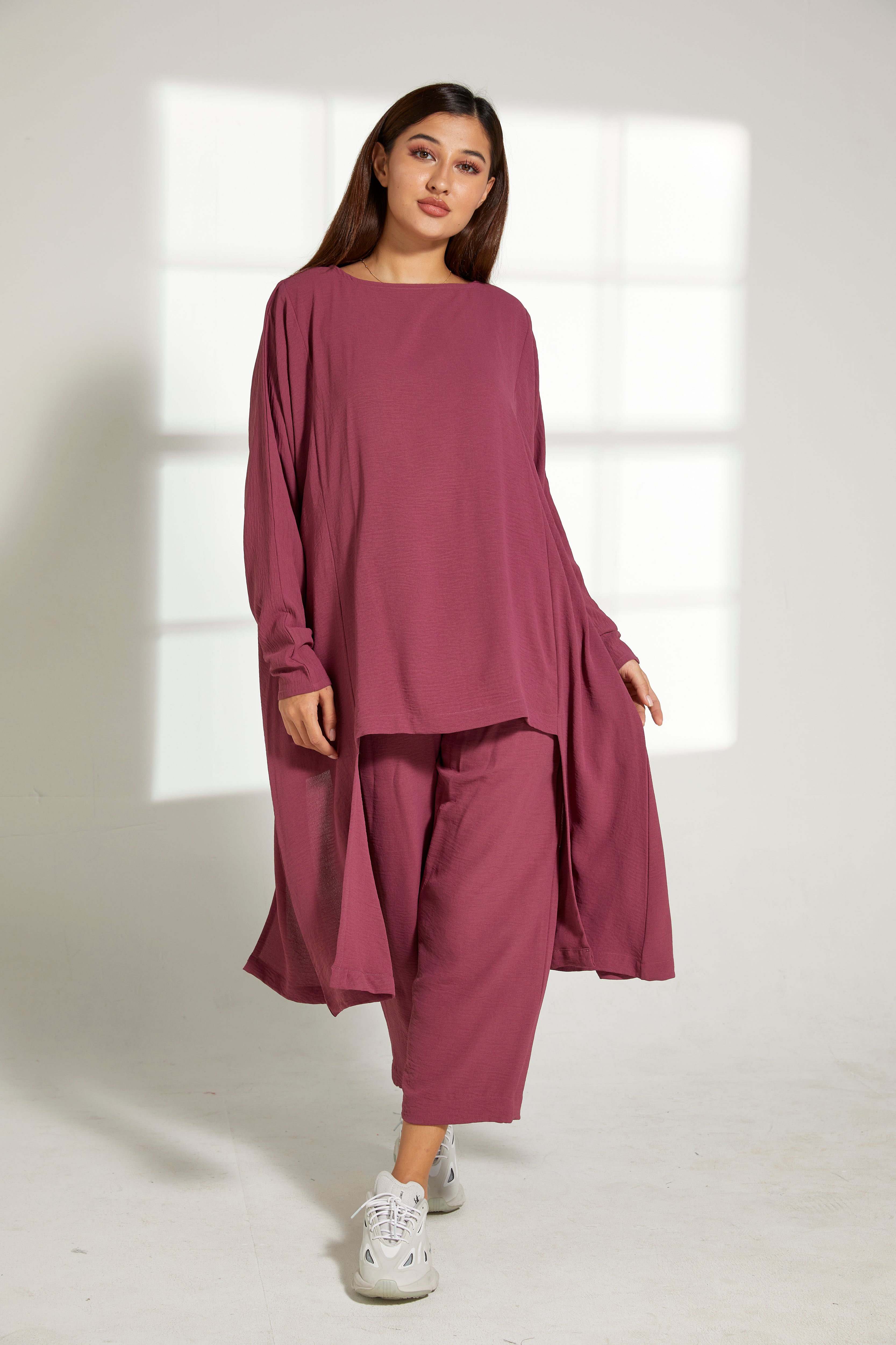 MOiSTREET Burgundy CEY Fabric Top and Pants Set