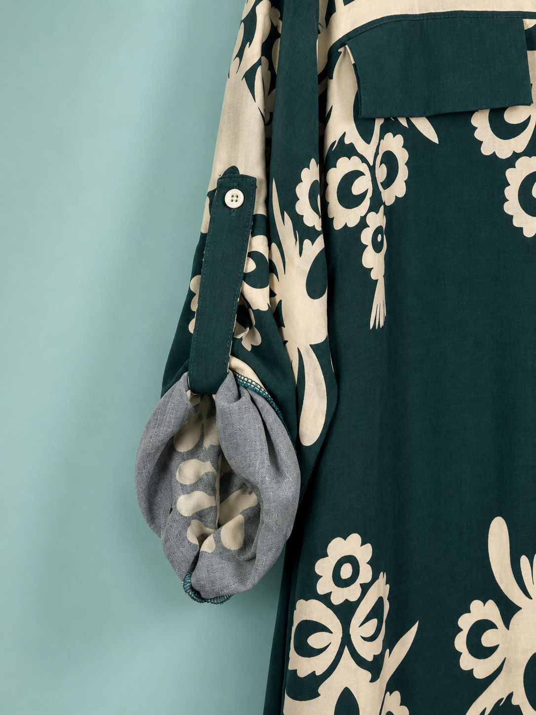 Tendresse Boutique Green Long-Sleeve Dress