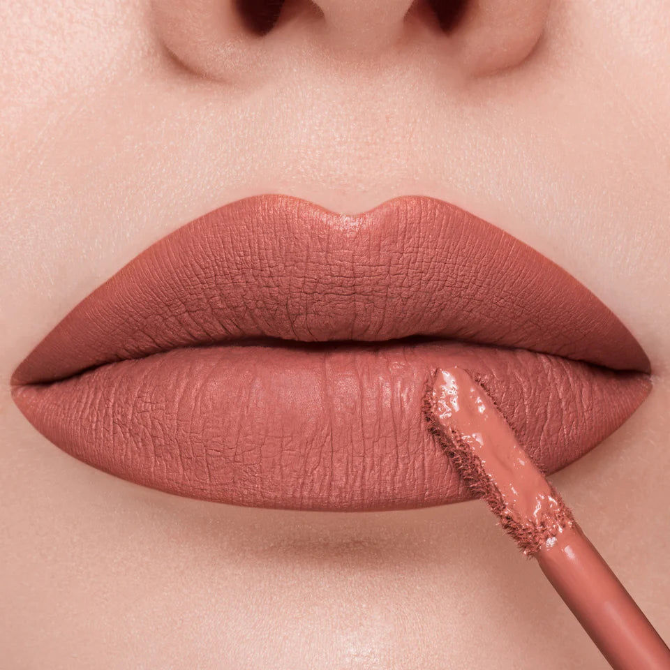 Stay On Me Long-Lasting Liquid Lisptick