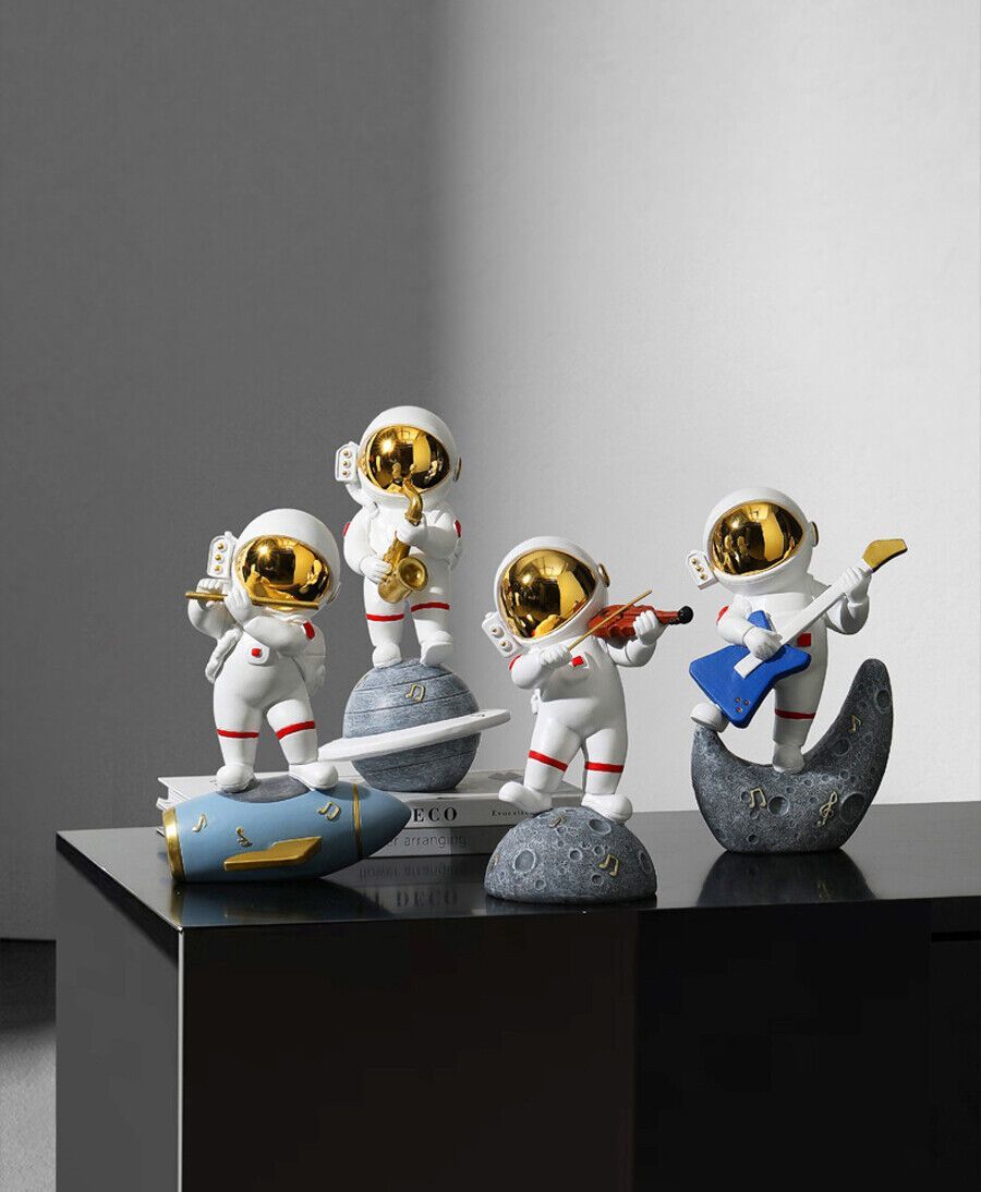 Astronaut Decoration Music Band Resin Astronaut Ornament Spaceman Model Gift