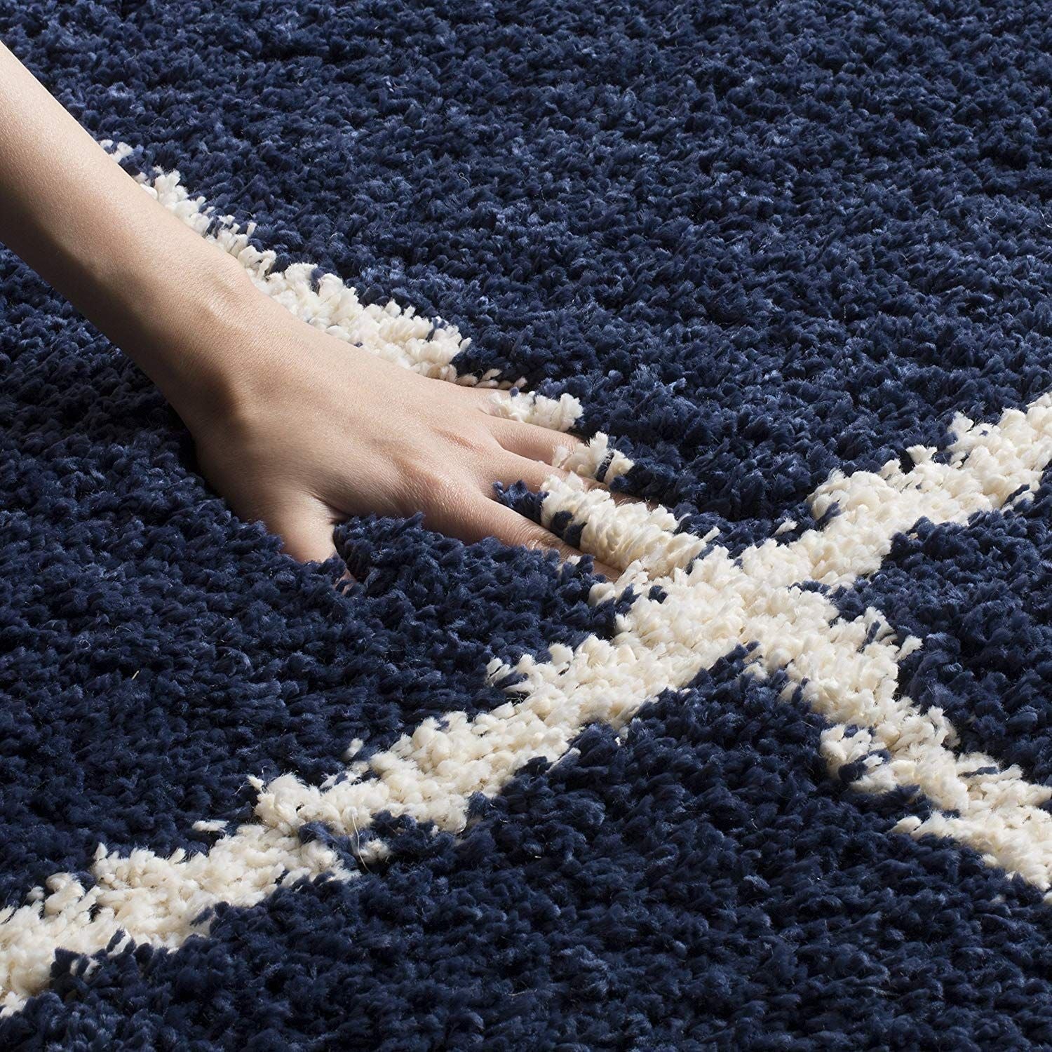 AIESY® Super Soft Anti-Slip Modern Shaggy Door Mat