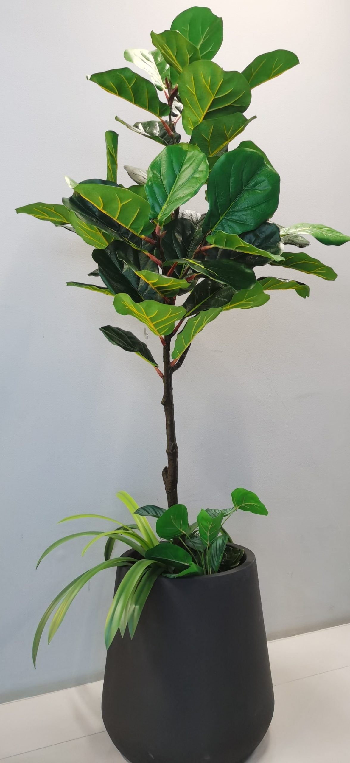 30x31cm Black Fiberclay Planter #KD-003