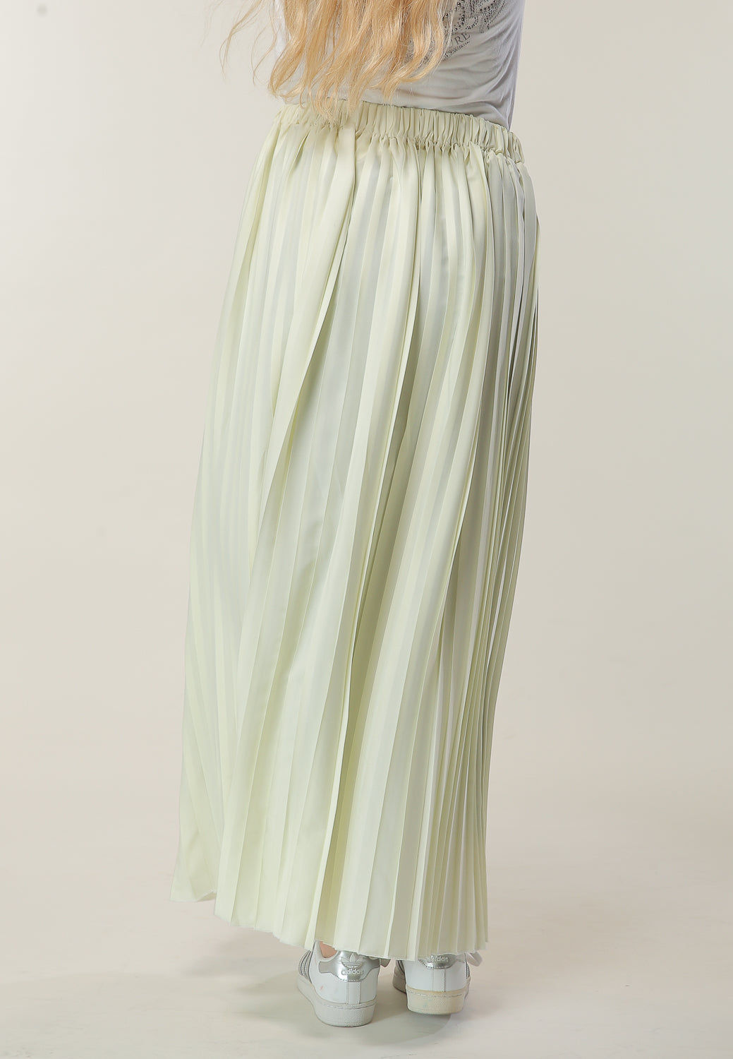 MOiSTREET Long Pleated Skirt