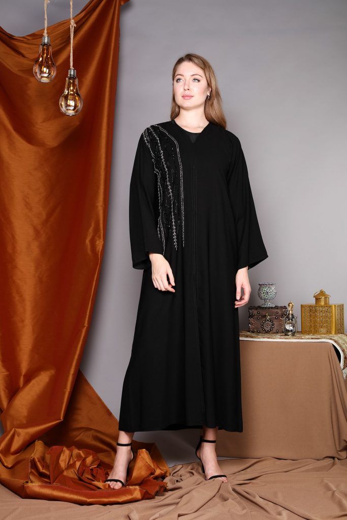 MOiSTREET Front Panel Hand Embroidery Abaya