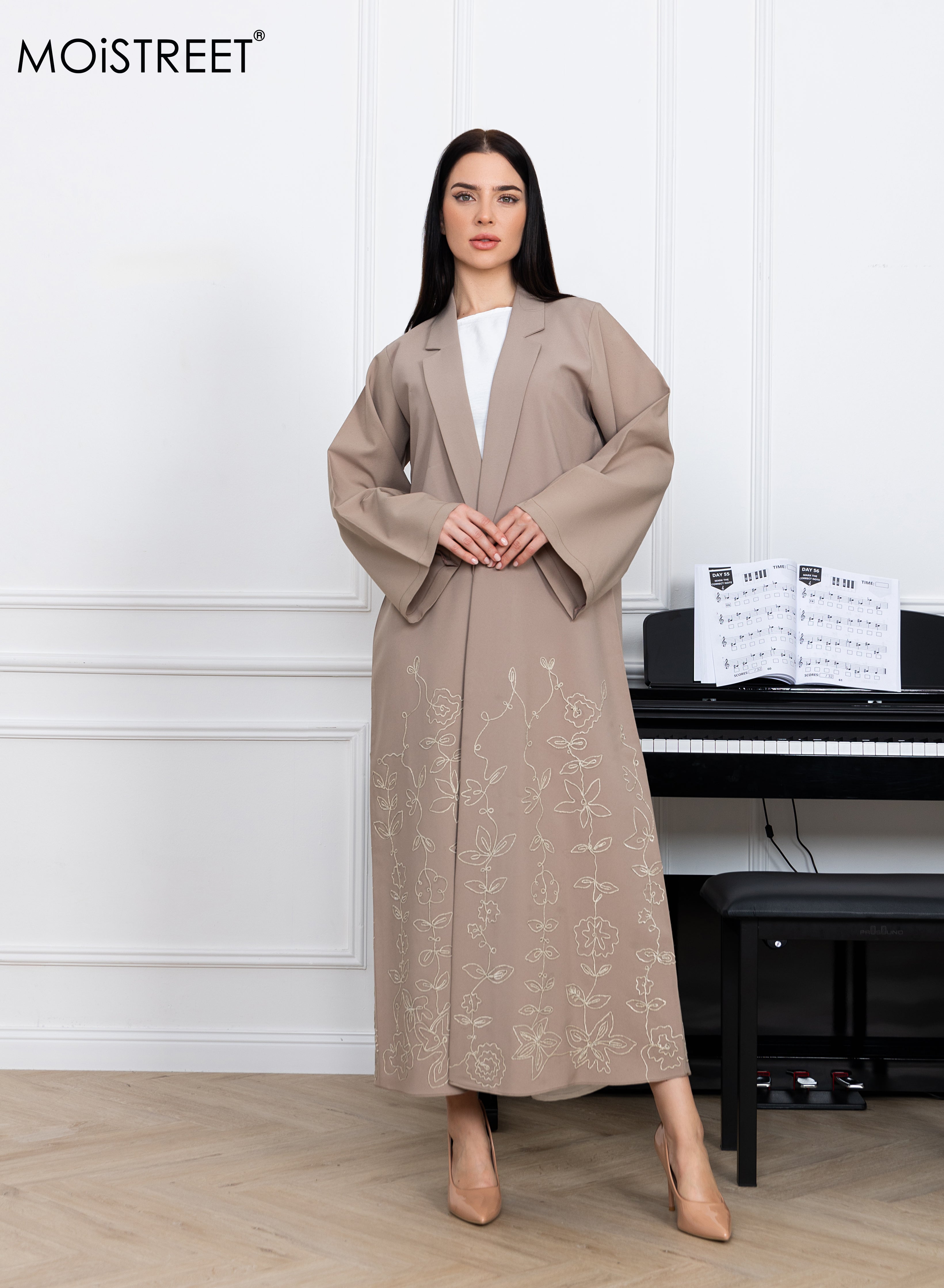 MOiSTREET Phua Embroidery Abaya