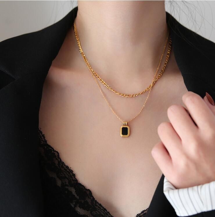 Women Layered Choker Necklace Chain Jewelry With Square Pendant