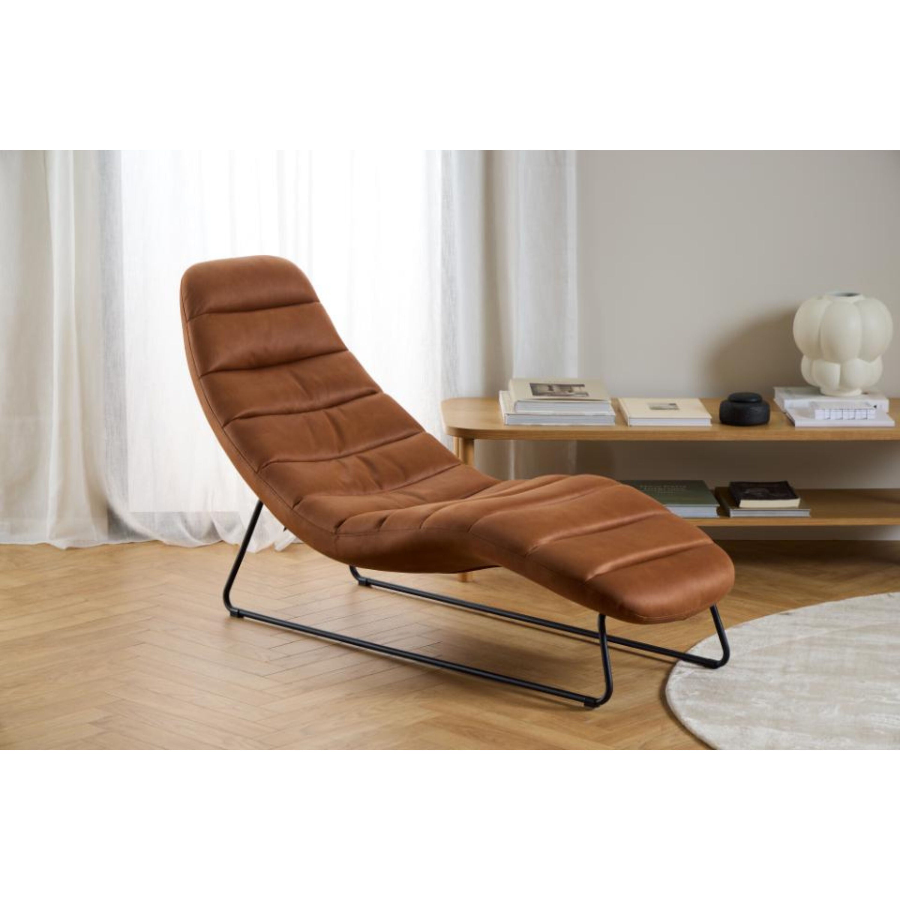 Chaplin Chaise Longue