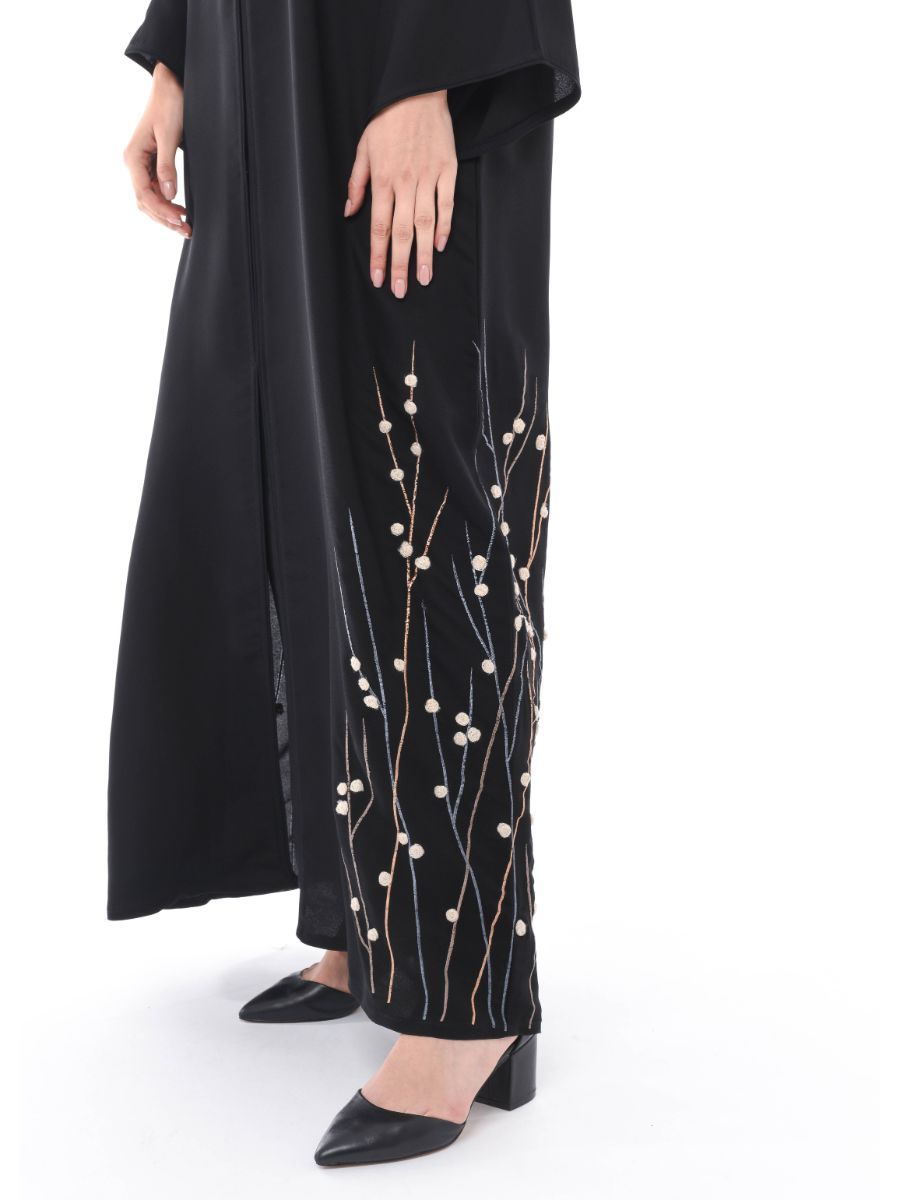 MOiSTREET Exotic Abaya with Hand Thread Work
