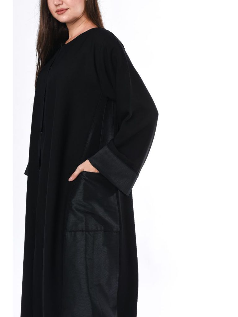 MOiSTREET Black Abaya with Panel