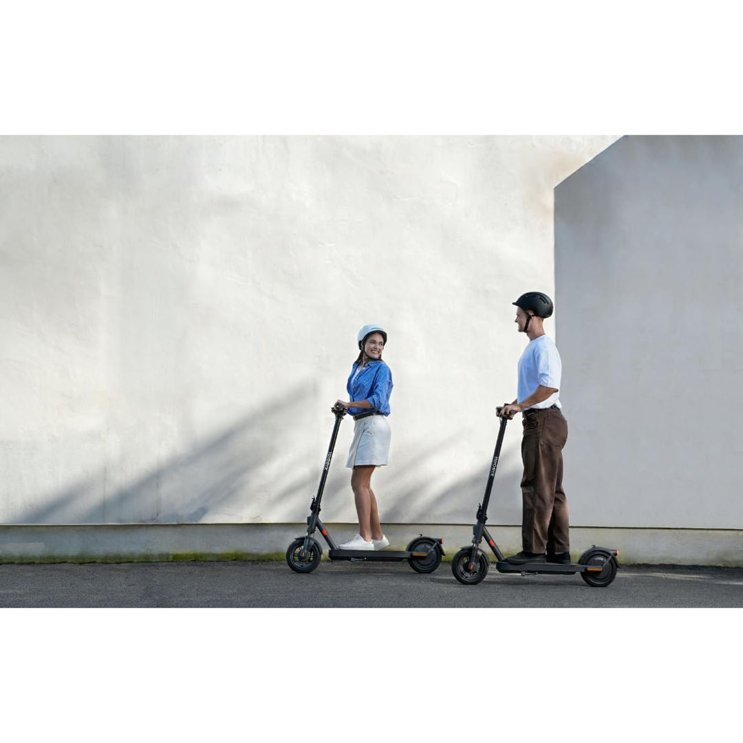 Xiaomi Electric Scooter Elite 45km Range Foldable Electric Scooter with 400W Motor and Front Suspension