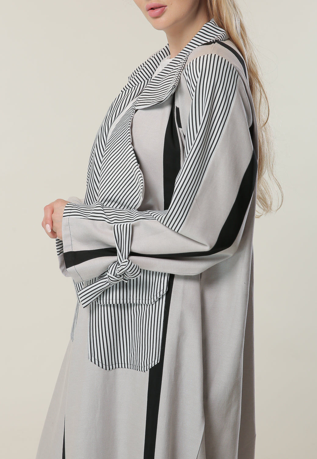 MOiSTREET Black & White Stripes Casual Abaya