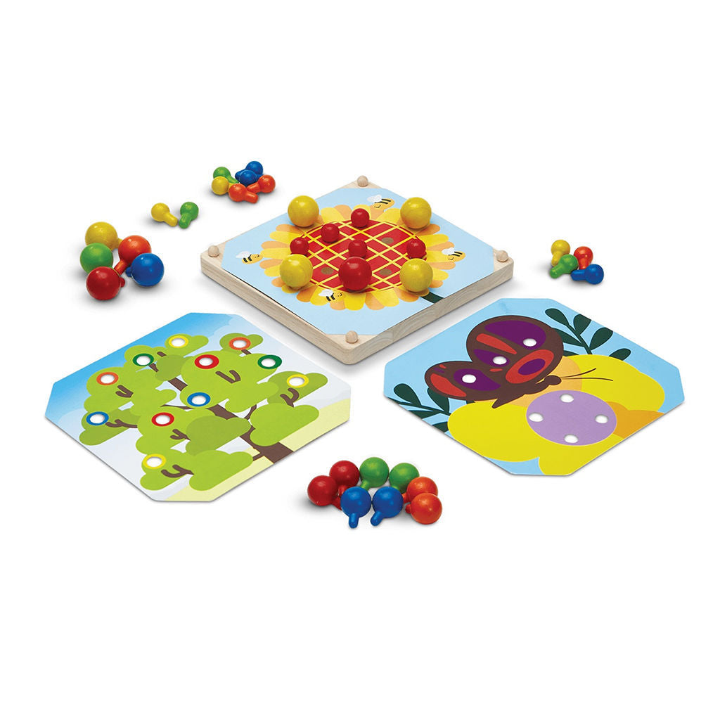 لوحة الأوتاد الإبداعية من PlanToys