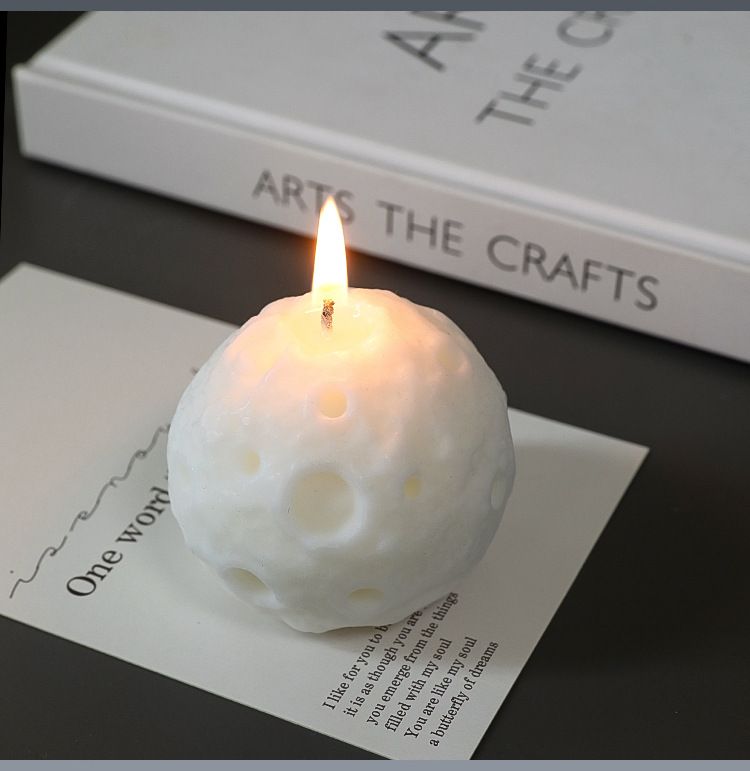 2pcs Scented Candles Spherical Moon Aromatherapy Candles Home Décor For Souvenir