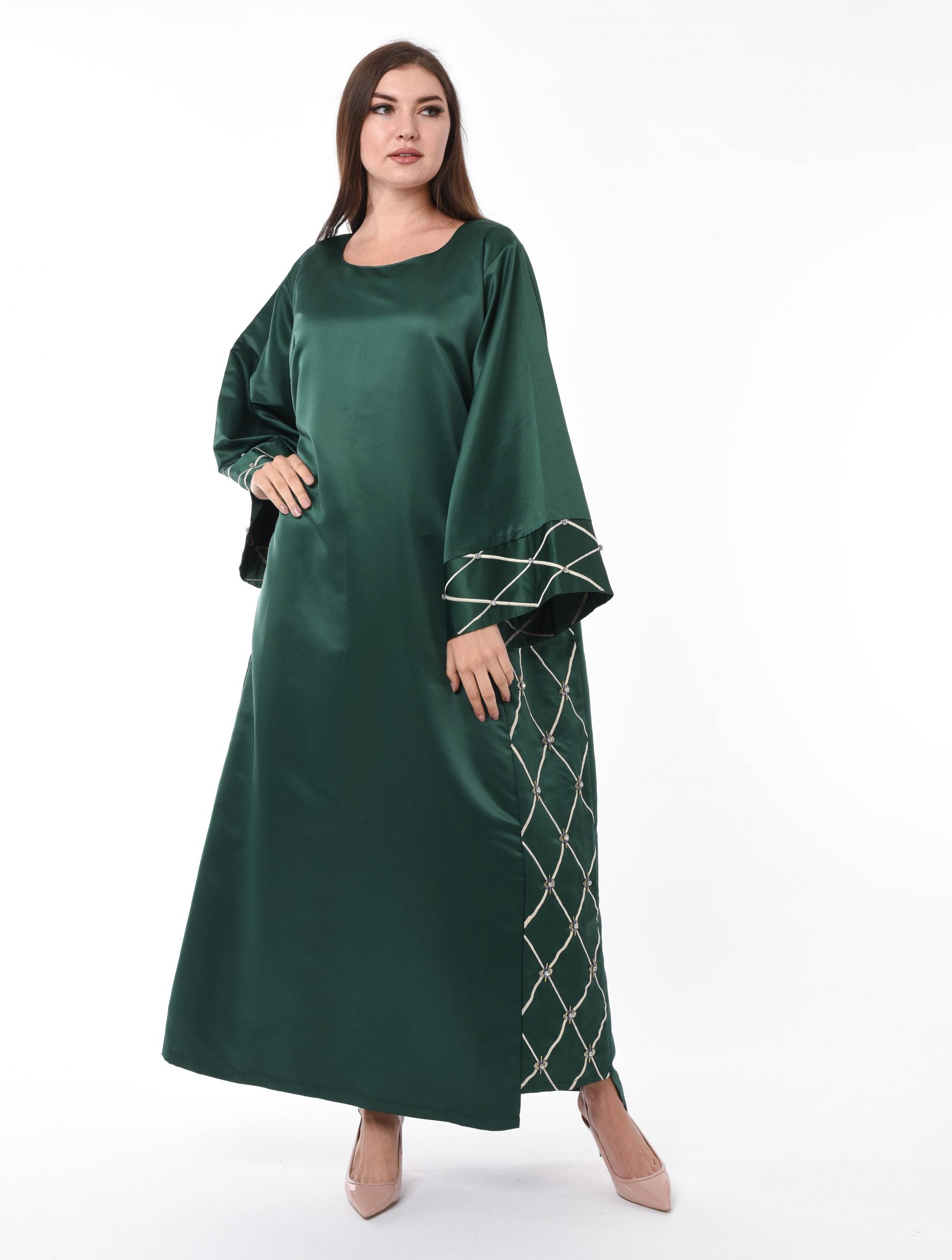 MOiSTREET Green Kaftan with Embroidery