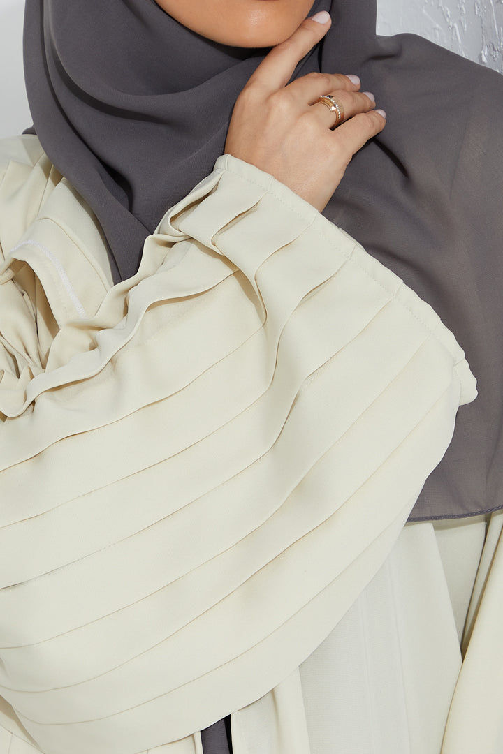 MOiSTREET Beige Pleated Abaya